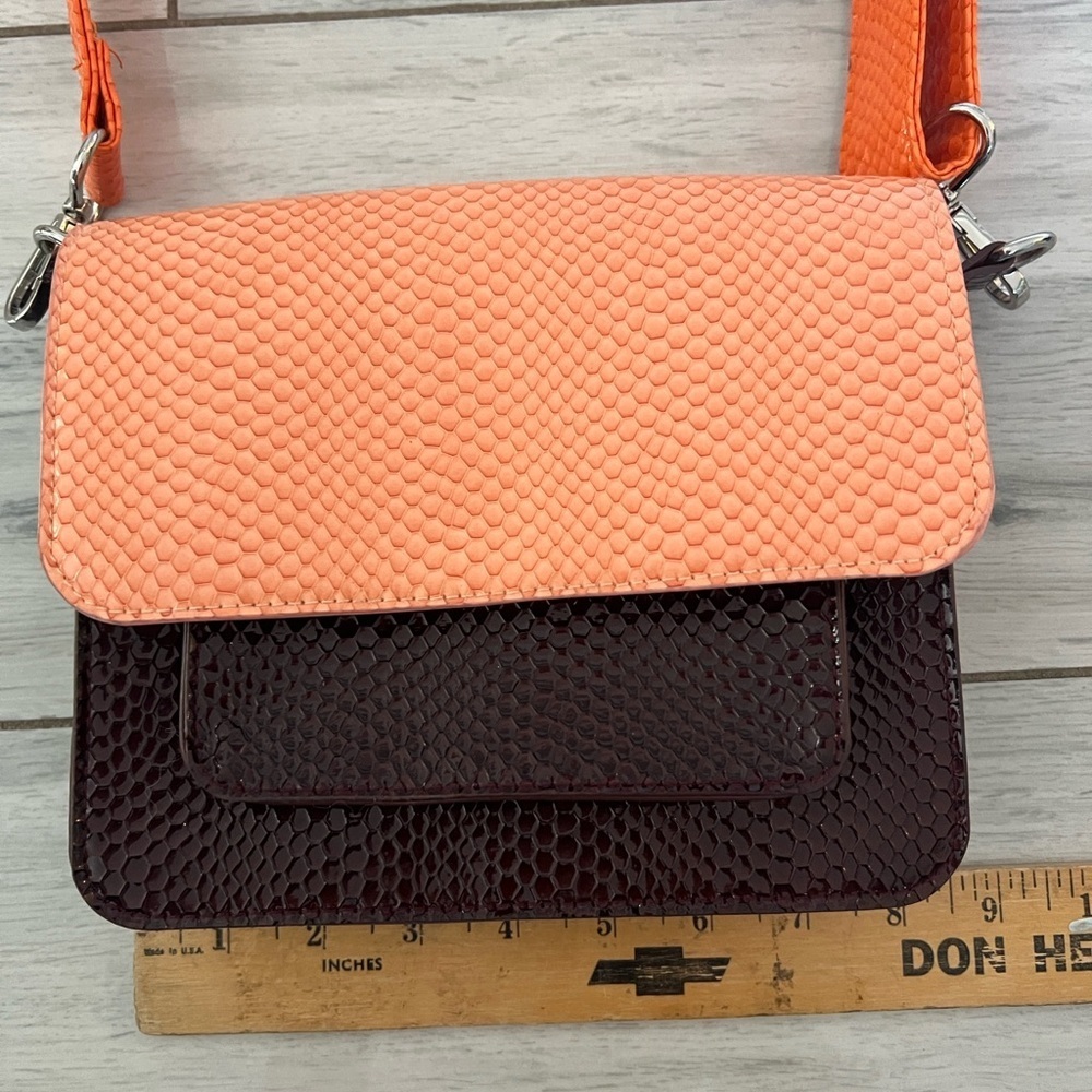 Hvisk Vegan Leather Bag Burgundy Orange Pink Boho Chic Crocodile Adjustable - Picture 4 of 13